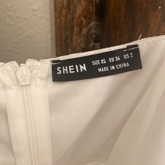 Shein Ruffle Hem Dress - Picture 3 of 4